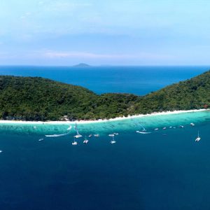 Kahung Beach (Coral Island)_09